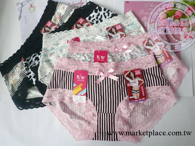 供應正品彩田內褲30391#蕾絲邊印花圖案女士中腰平腳內褲批發工廠,批發,進口,代購