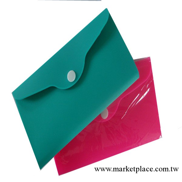 日本超人氣HELLO KITTY 矽膠錢包、零錢包工廠,批發,進口,代購