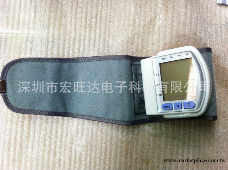 英文電子血壓計廠 手腕式血壓表 全自動血壓測量機  腕式血壓計工廠,批發,進口,代購
