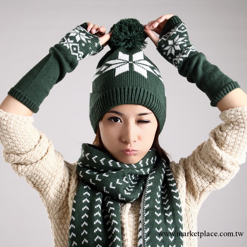 2013新款韓版禮品套裝 雪花圍巾帽子手套三件套 禮品圍巾套裝套件工廠,批發,進口,代購