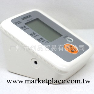 歐姆龍血壓計 HEM-7117 上臂式電子血壓計 智能 傢用 老人用工廠,批發,進口,代購