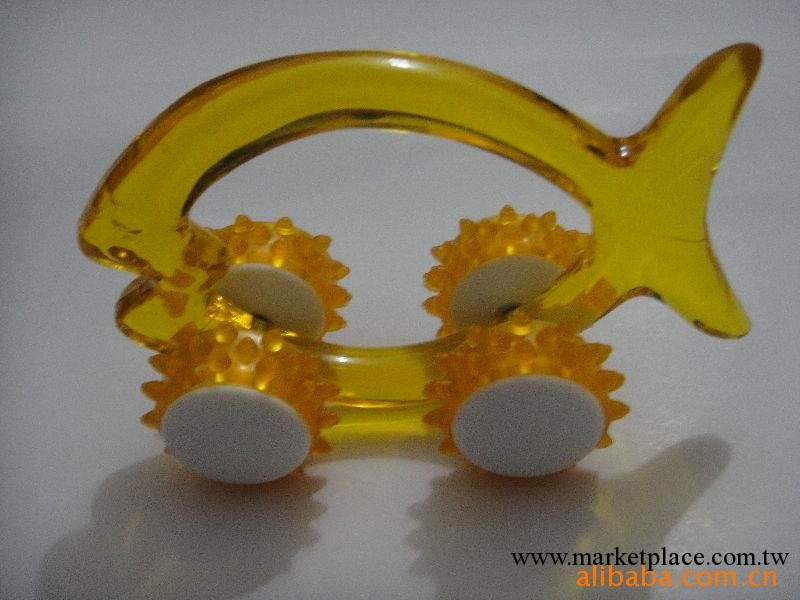 彩虹魚四輪按摩器 按摩器 新款按摩器 手動全身按摩器 按摩工廠,批發,進口,代購