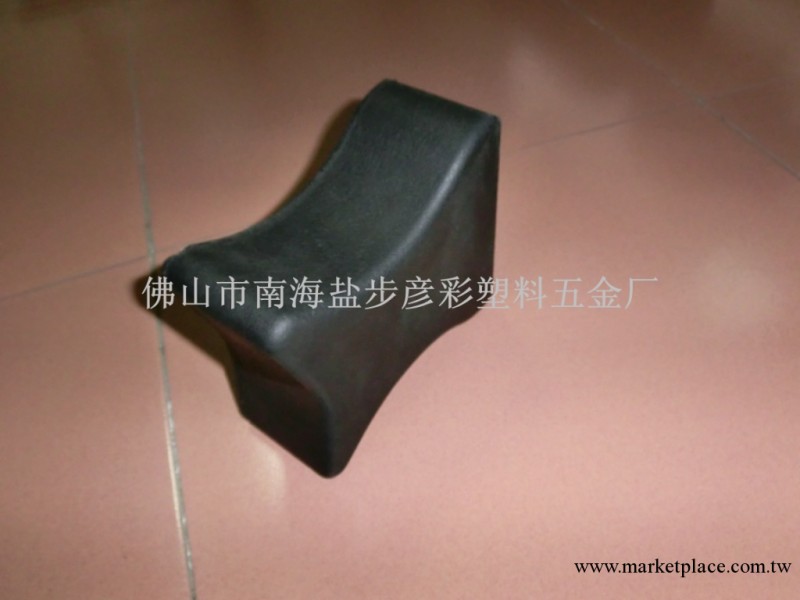 佛山彥彩廠供應PU運動護具，PU自結皮，PU發泡產品,PU保健護具工廠,批發,進口,代購