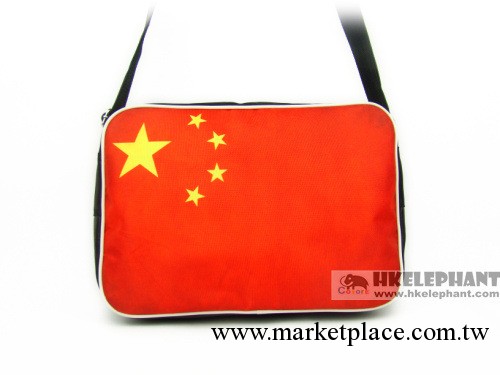 高品潮爆印花時尚挎包工廠,批發,進口,代購