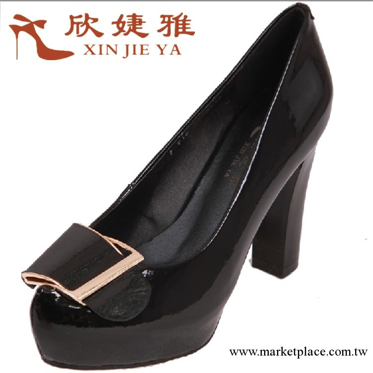 欣婕雅新款女單鞋純手工漆皮皮花金屬扣件內防水臺高跟鞋廠傢批發工廠,批發,進口,代購