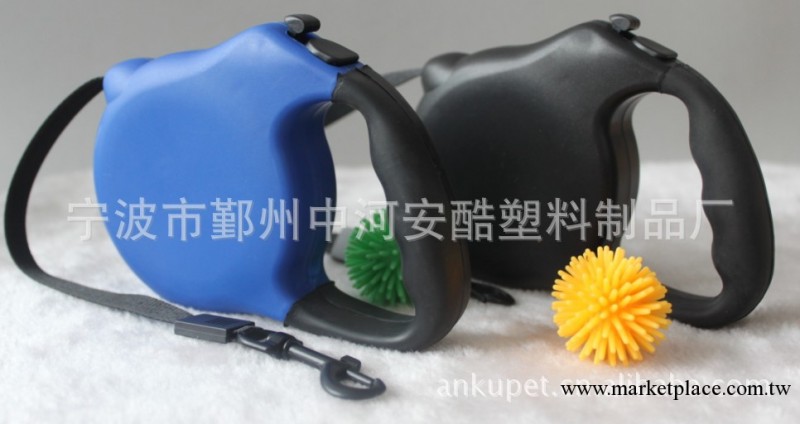 供應寵物用品/寵物牽引器/塑料拉狗器/伸索牽引器工廠,批發,進口,代購