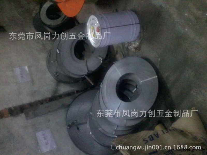 提供高速沖床五金加工，高速五金模具，精密五金模具工廠,批發,進口,代購