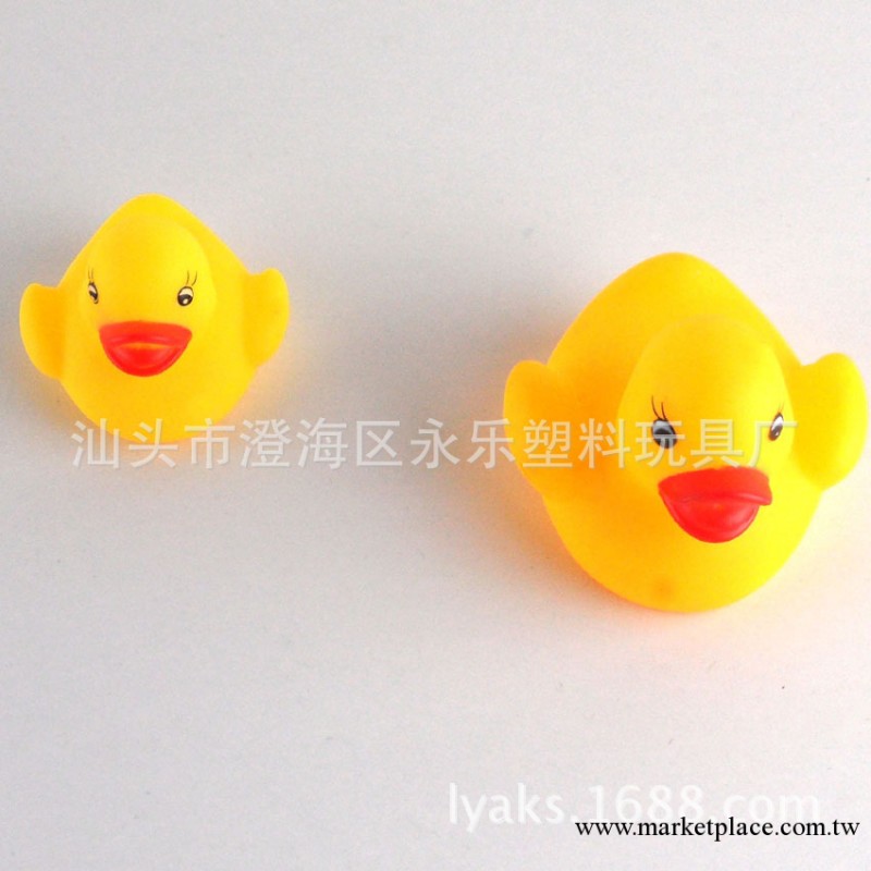 小黃鴨小黃鴨 搪膠海豚 搪膠BB叫浮水鴨 浮水大黃鴨Vinyl duck工廠,批發,進口,代購