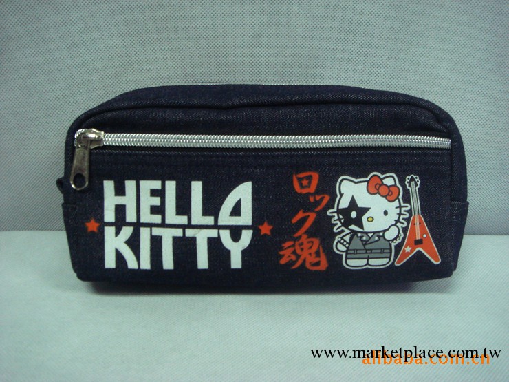 供應2011新款 HELLO KITTY牛仔佈帆佈化妝包 多種款式工廠,批發,進口,代購