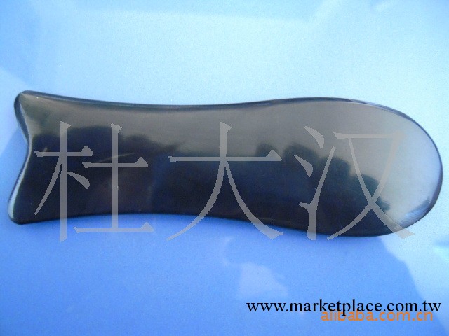 批發純天然水牛角加厚魚型美容刮痧板工廠,批發,進口,代購
