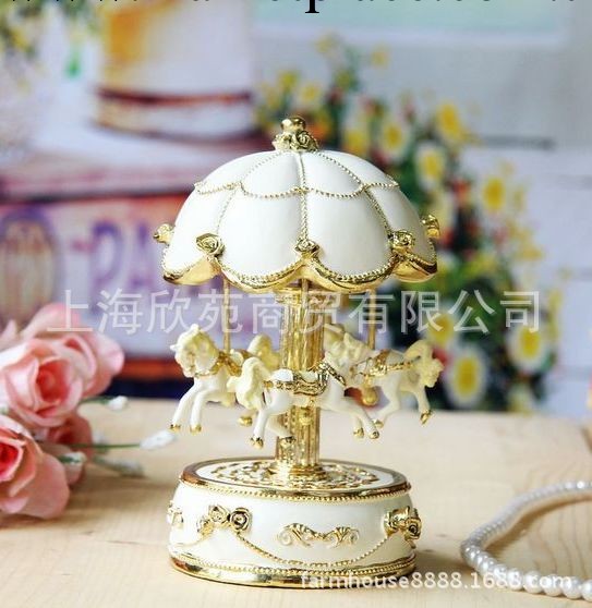 旋轉木馬八音盒 聖誕禮品 亮燈 情人節禮品 新年禮物 60282金白工廠,批發,進口,代購