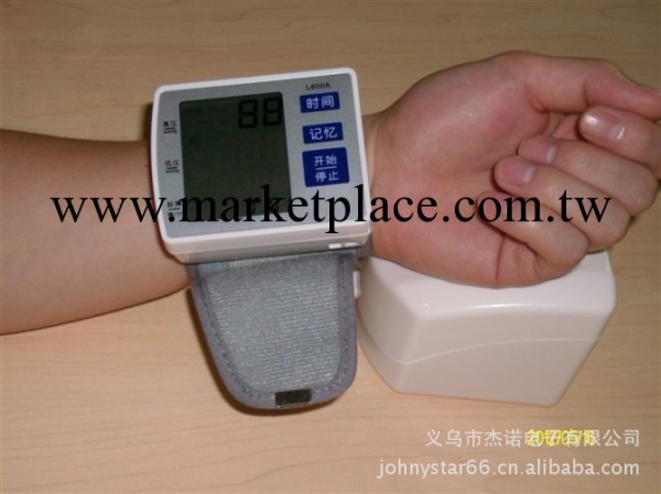 JS-8754  便攜手腕式血壓計 傢用禮品血壓機 腕式血壓計工廠,批發,進口,代購