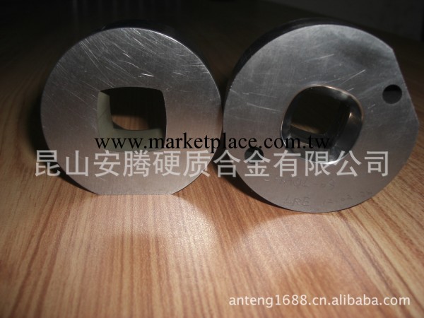 上海塑膠模具加工/拉伸模具加工/昆山模具加工廠/化妝品模具加工工廠,批發,進口,代購