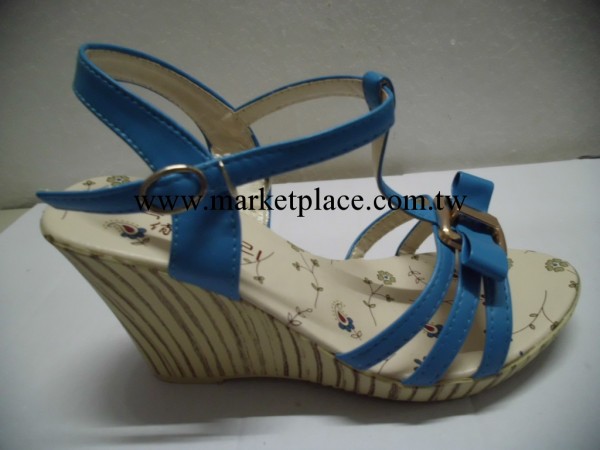 2013款清倉夏季女式涼鞋 坡跟鞋 庫存女鞋批發工廠,批發,進口,代購
