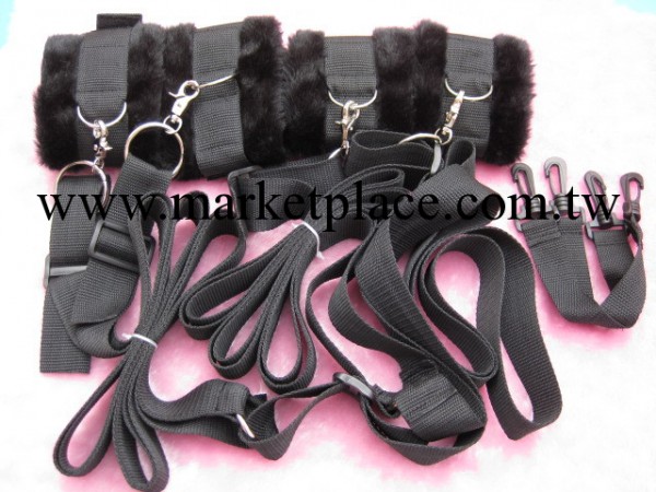 1098黑色毛絨睡床綁帶,成人用品，情趣用品工廠,批發,進口,代購