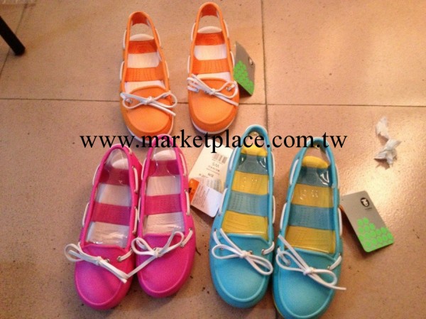 2013新款－色拼接－洞洞鞋－沙灘鞋－花園鞋－特價批發－女鞋工廠,批發,進口,代購