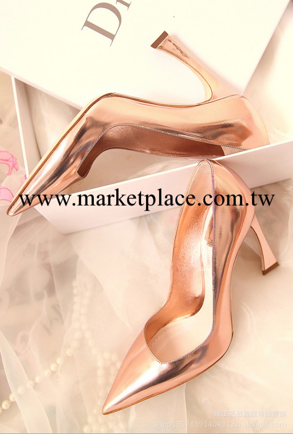 歐美時尚黃金鞋 angelababy同款超漂亮歐美單鞋涼鞋 淺口細跟金色批發・進口・工廠・代買・代購