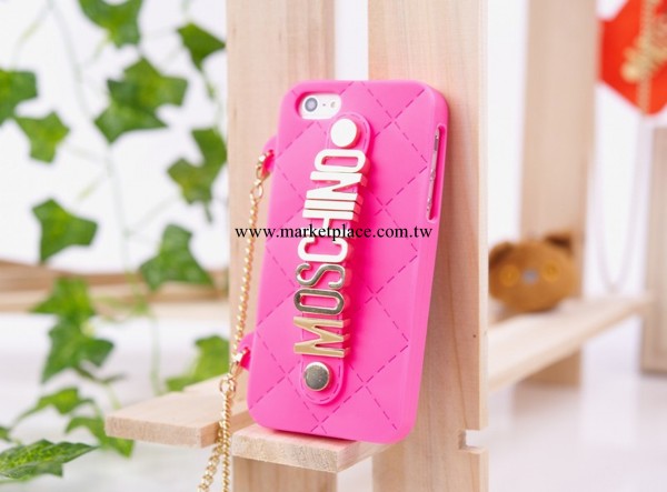 (廠傢直供)moschino  蘋果iphone4 5 5s矽膠米蘭包 5c鏈條手機殼工廠,批發,進口,代購