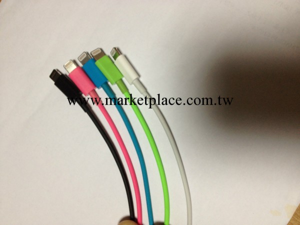 蘋果5代彩色數據線 彩色iphone5s數據線 彩色蘋果5充c電傳數據工廠,批發,進口,代購