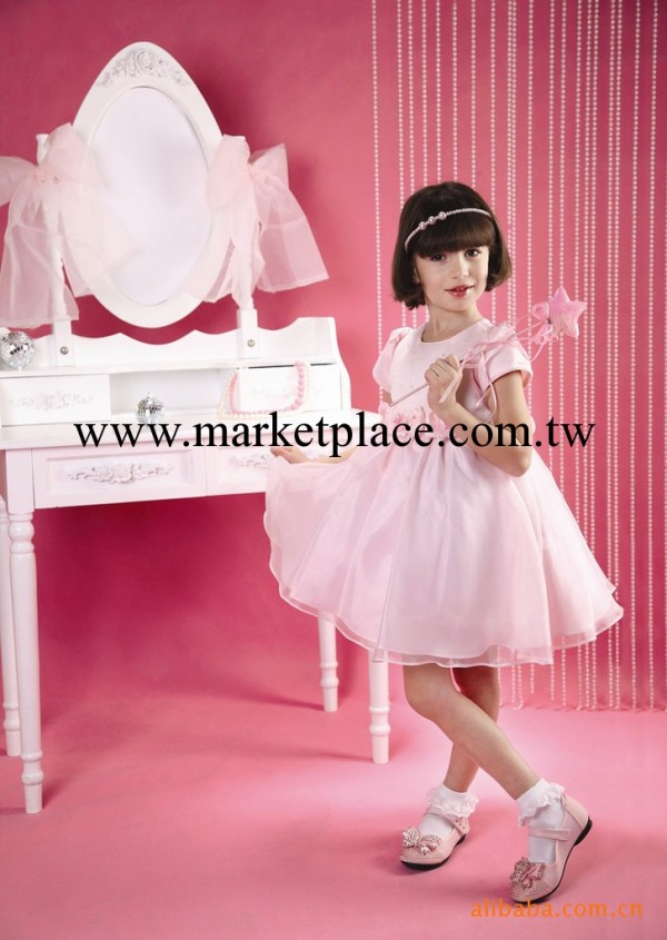 害羞公主廠傢直供 2011新款SH9012三朵花高貴兒童婚紗裙批發・進口・工廠・代買・代購