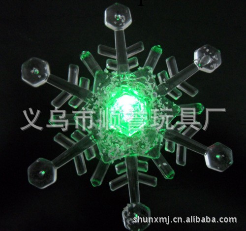 廠傢供應七彩夢幻雪花燈 聖誕節禮品發光雪花 鈕扣電池led雪花燈工廠,批發,進口,代購