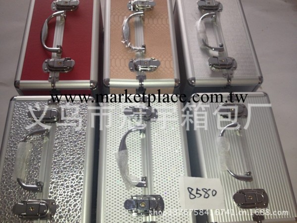 廠傢直銷，鋁箱，義烏冠宇箱包8580，工具箱，化妝箱工廠,批發,進口,代購