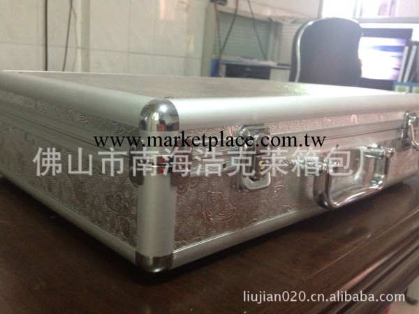 銀色蝴蝶紋化妝箱工廠,批發,進口,代購