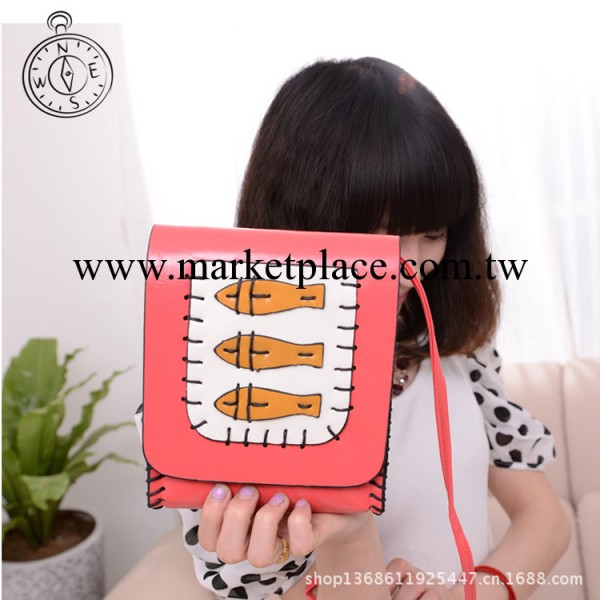 甜美公主風小魚包2013春夏新款時尚個性手拿包動漫包超萌卡通包工廠,批發,進口,代購