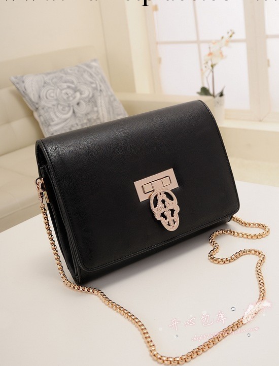 Y3053*韓國官網同步純色骷髏頭手拿包*鏈條機車包斜挎女士包包工廠,批發,進口,代購