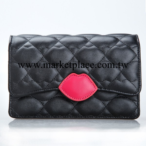 2013潮夏季新款 嘴唇韓版女士手包 手拿包 迷你斜挎單肩包 包郵工廠,批發,進口,代購