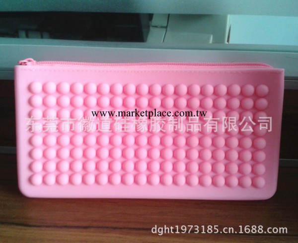 矽膠零錢包 糖果色拉鏈包 矽膠豆豆手拿包 專業矽膠包包生產廠傢工廠,批發,進口,代購