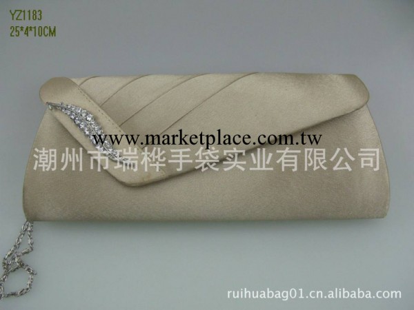 大量供應時尚簡約的色丁料晚宴包、晚裝包工廠,批發,進口,代購