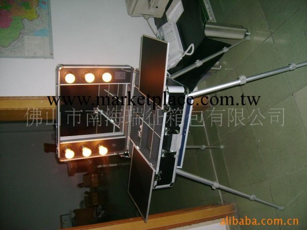 供應化妝箱工廠,批發,進口,代購