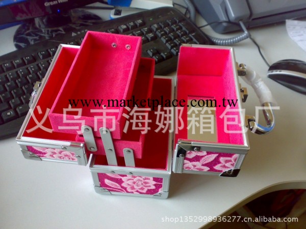 義烏廠傢供應新款時尚鋁制圓角化妝箱工廠,批發,進口,代購