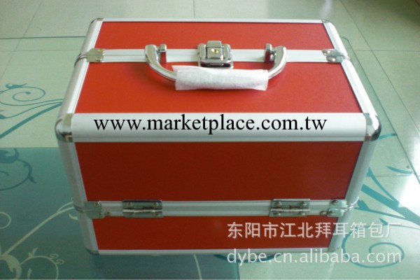 廠傢直銷2011時尚化妝箱供外貿內銷 還可來樣定做工廠,批發,進口,代購