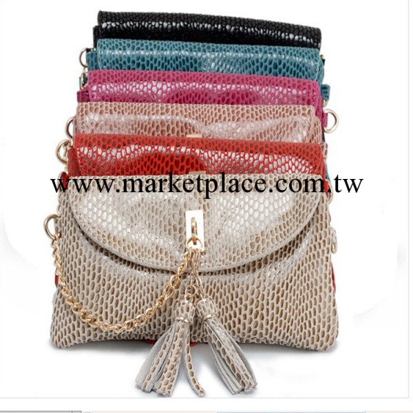 韓版真皮手拿女包 瓜子紋真皮手拿女包 斜挎時尚真皮手拿女包工廠,批發,進口,代購