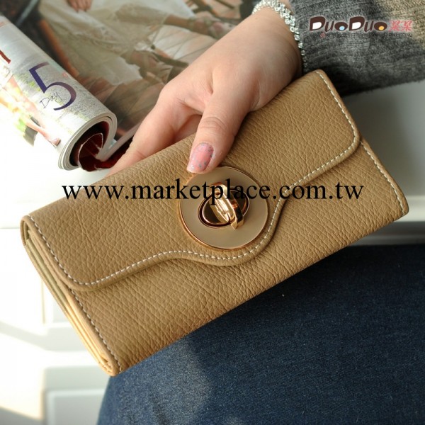 新款女士長款錢包鉚釘旋鈕時尚女式錢夾手拿包批發工廠,批發,進口,代購