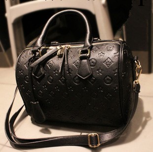 2013春季新款包郵加強版小辣椒菁菁復古壓花女包波士頓手提枕頭包工廠,批發,進口,代購