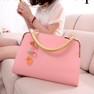 聖尼詩 2013新款歐美時尚鱷魚紋亮面漆皮女包手提包定形斜挎包袋工廠,批發,進口,代購