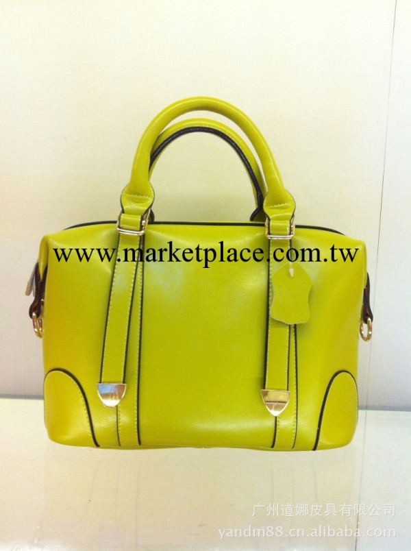 百搭時尚簡約 新款油蠟牛真皮女包 手提斜跨兩用包 波斯頓郵差包工廠,批發,進口,代購