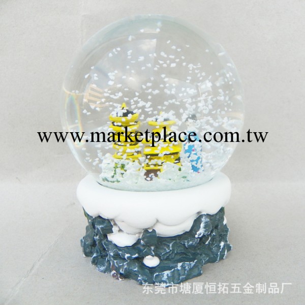【香港禮品廠傢】供應聖誕入油促銷禮品 入水玻璃球 玻璃雪花水球工廠,批發,進口,代購