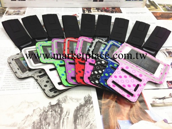 蘋果iphone4 4s新款波點運動臂帶 吸汗柔軟臂帶帶鑰匙孔工廠,批發,進口,代購