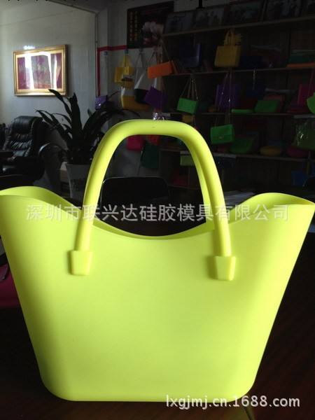 今年新款矽膠沙灘包 款式多樣 矽膠手拿包 矽膠手提包工廠,批發,進口,代購