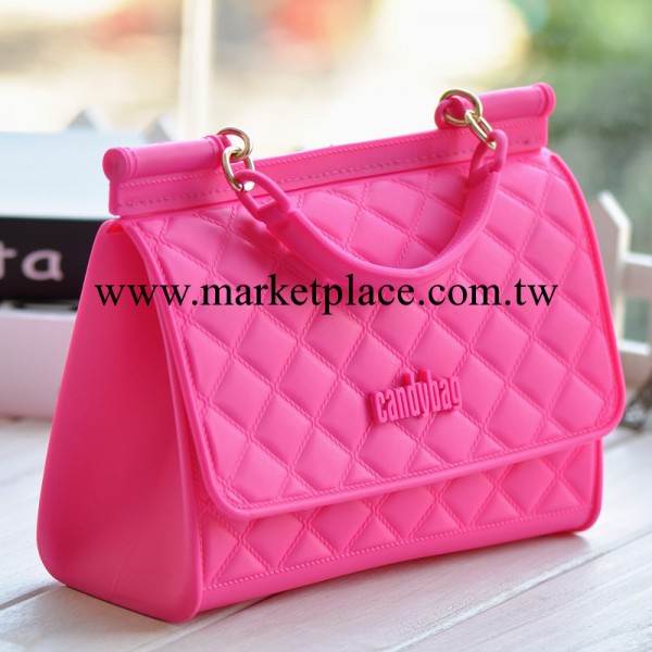 新款矽膠包包大號手提包批發 時尚菱格糖果色女包果凍包 現貨矽膠工廠,批發,進口,代購
