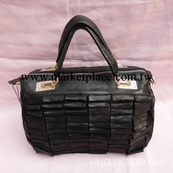 黑色羊皮拼接枕頭包歐美外貿出口時尚休閒碎皮手提包今年最流行包工廠,批發,進口,代購