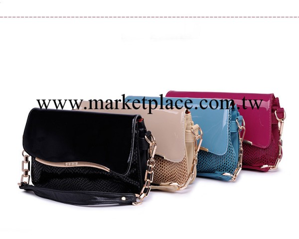 時尚亮皮斜挎包2013潮流糖果色漆皮鏈條蛇紋女包包單肩斜跨小包工廠,批發,進口,代購