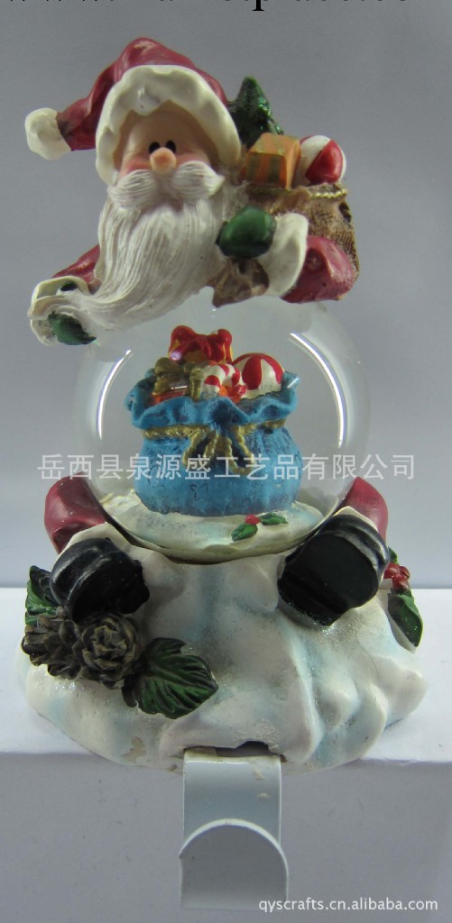 廠傢直銷 65#聖誕老人踏雪抱雪球  樹脂聖誕水球　節日禮品工廠,批發,進口,代購