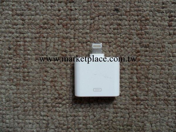 猛貨上市 iphone5l轉接頭/轉接器/30pin對8P轉接器/ 激情預定中工廠,批發,進口,代購