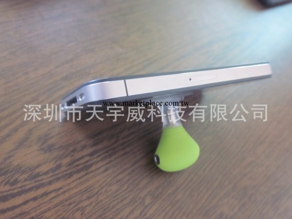 iPhone、ipod、MP3、HTC/Samsung情侶耳機音頻轉接頭分享器工廠,批發,進口,代購