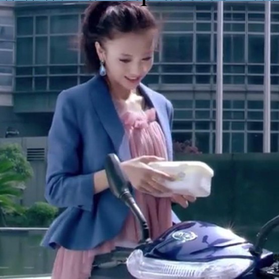 2013新款  佟麗婭安琪 同款藍色 修身小西裝韓版女裝外套工廠,批發,進口,代購